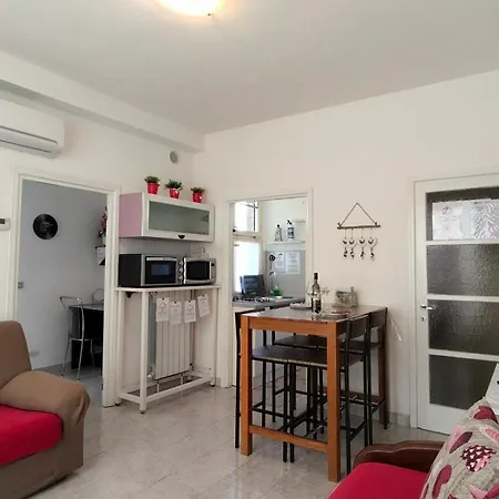 Sweetheart Apartment
